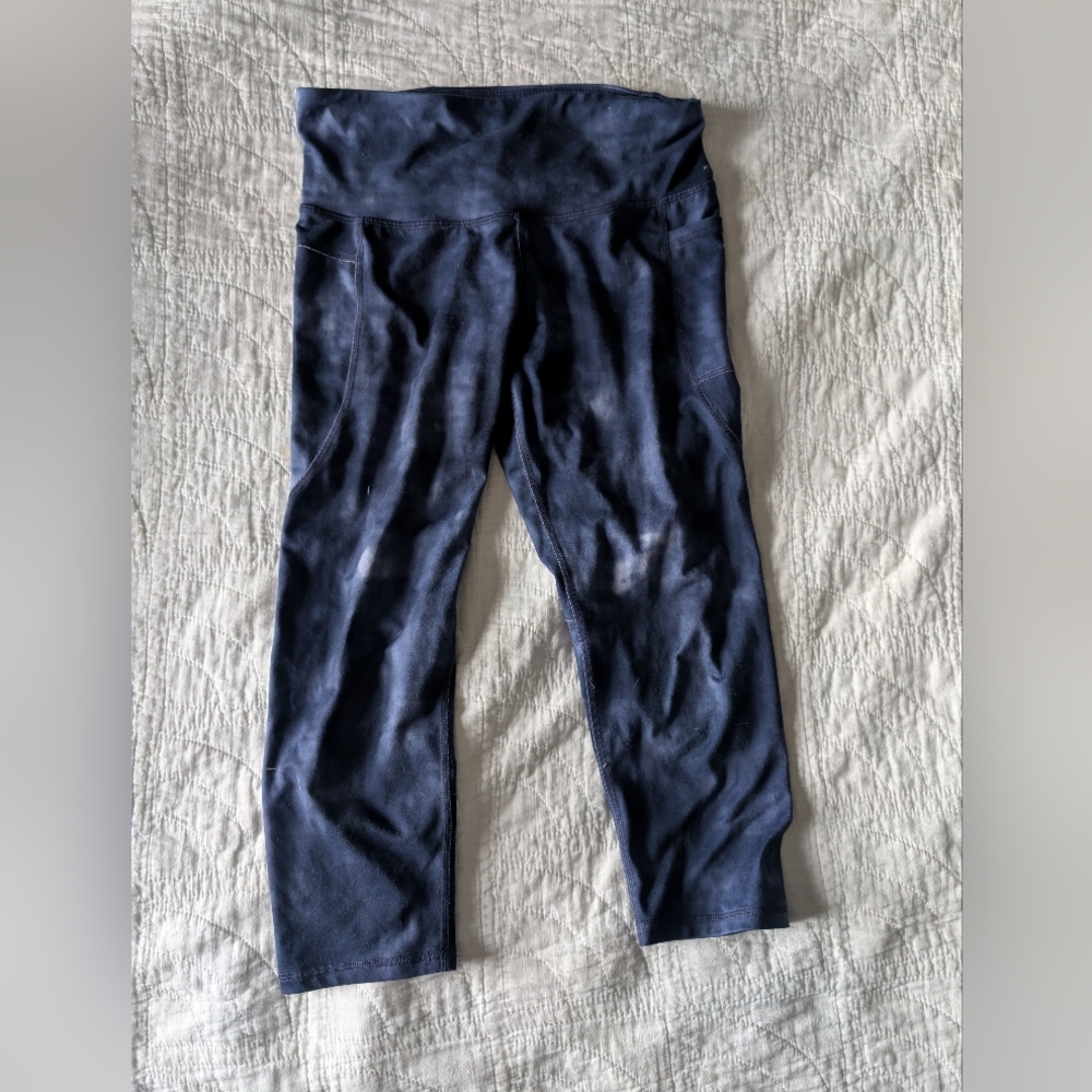 C9 Target brand active leggings, capri cut
